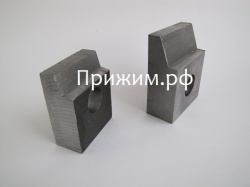 Прижим крепления рельсов козлового крана