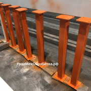 Стойки дорожные